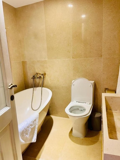 Bathroom 4, The Red Farm Relais & Spa