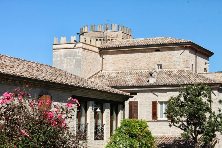 Exterior & Views 2, Castello Montegiove, Pesaro E Urbino