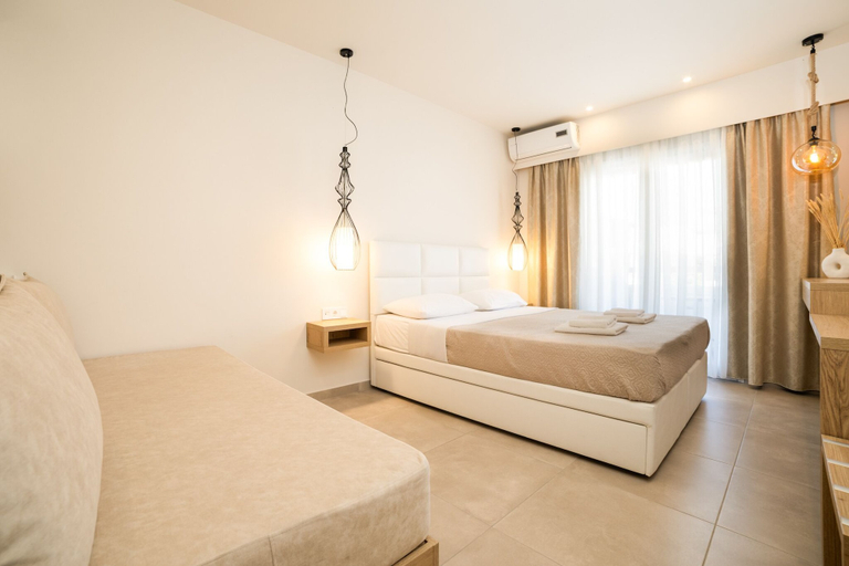 Bedroom 4, Mystery suites & apartments, Central Macedonia