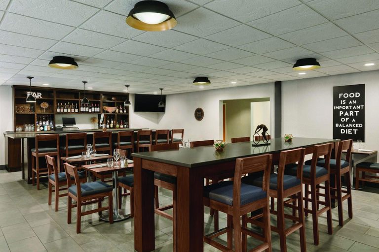 Food & Drinks 5, Four Points By Sheraton Raleigh Arena, Wake