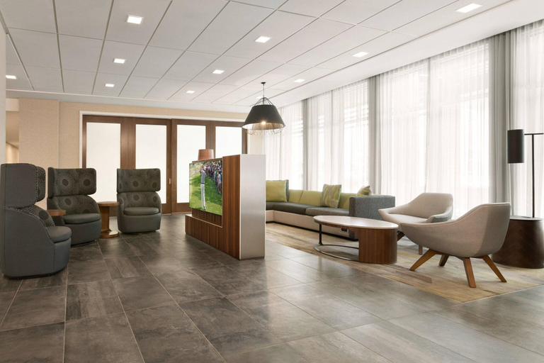 Public Area 2, Courtyard by Marriott St Paul Woodbury, Washington