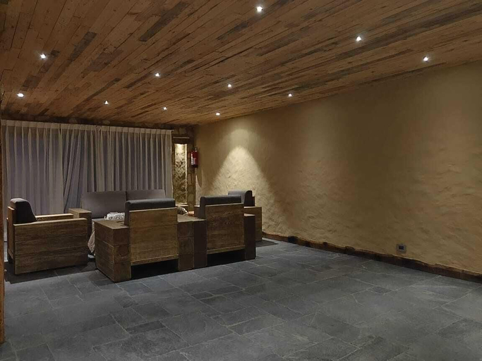 Public Area 5, Sarangkot Mountain Lodge, Gandaki