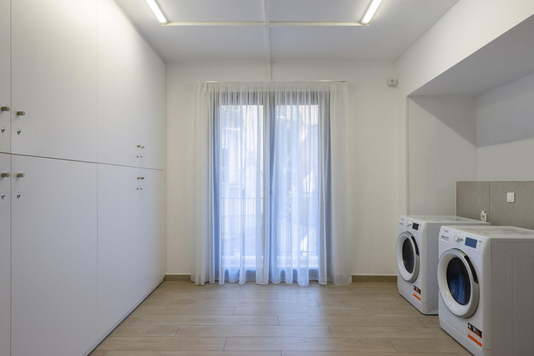 Bathroom 3, Hestia - Alexandras 38, Attica