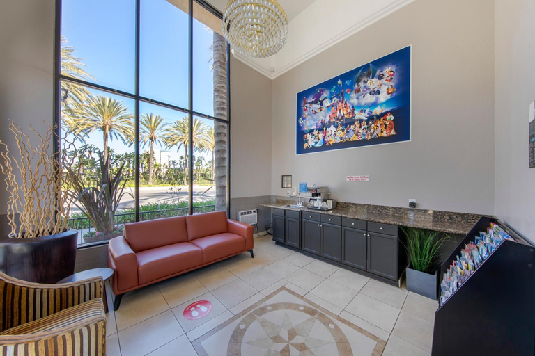 Public Area 2, Anaheim Discovery Inn and Suites, Orange