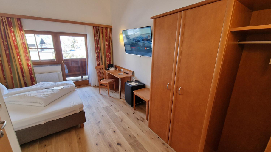 Bedroom 6