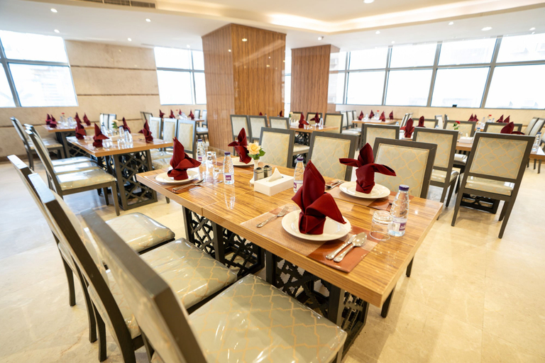 Food & Drinks 5, Lamar Ajyad First Hotel Tower B, Makkah
