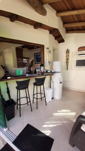 Public Area 4, Mares de Camburizinho, São Sebastião