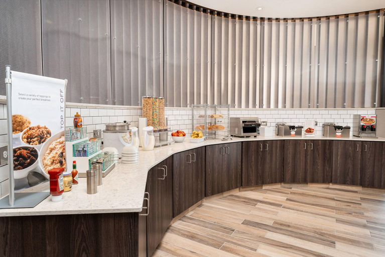Food & Drinks 5, Residence Inn by Marriott Grand Rapids Downtown, Kent