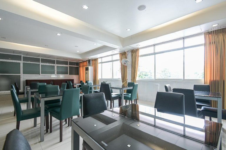 Food & Drinks 4, AC Habitat Bangkok, Bang Kapi