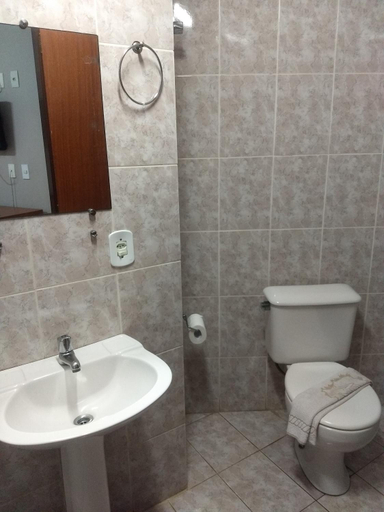 Others 5, Hotel Nolasco, Macaé