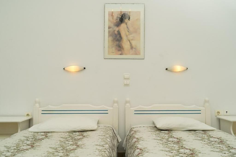 Bedroom 3, Anna's Studios & Apartments, Ionian Islands