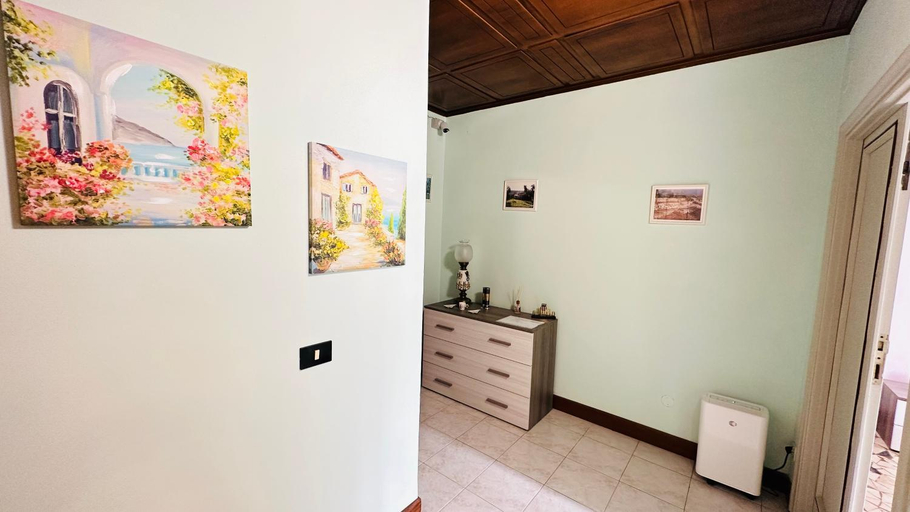 Dining Room 15