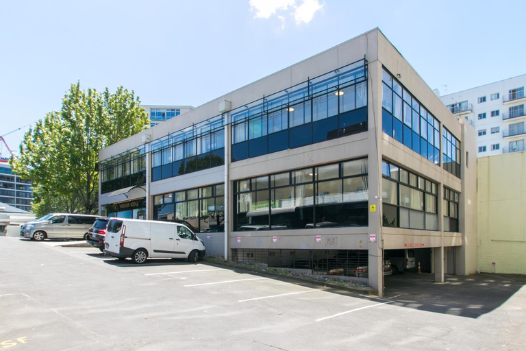Hobson - Lodge, Waitakere