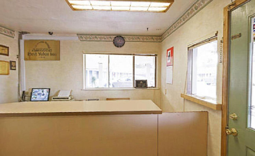 Public Area 28