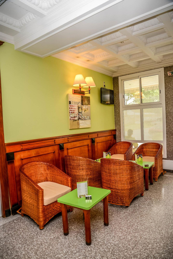 Others 4, Tchero Hotel, Wouri