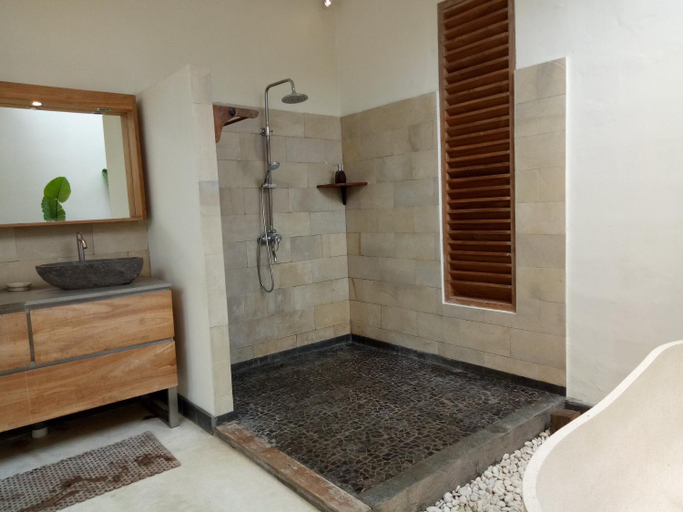 Bathroom 5, Blue Garden Yogyakarta, Bantul