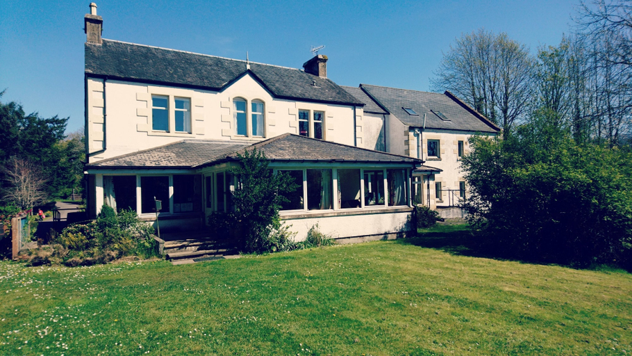 Exterior & Views, Morag's Lodge - Hostel, Highland