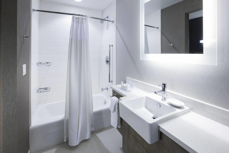 Bathroom 4, Springhill Suites Clearwater Beach, Pinellas