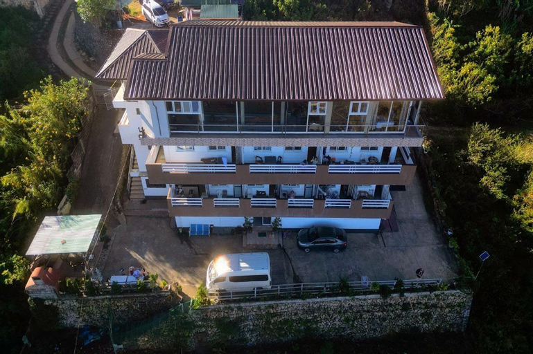 Exterior 7