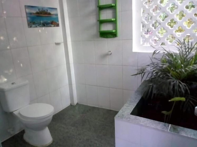Bathroom 3, Las Hamacas, Cartagena de Indias