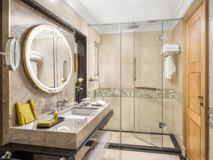 Bathroom 5, Jeddah Hilton, Jeddah
