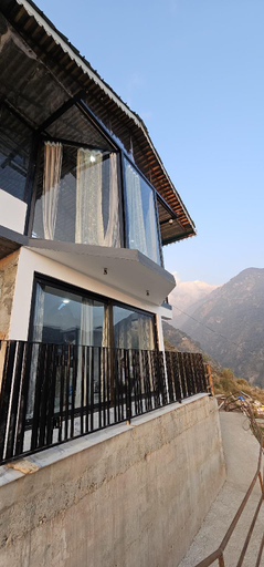 Others 5, Snow Biscuit Huts, Kangra
