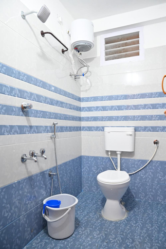 Bathroom, Le An's Villa, Viluppuram