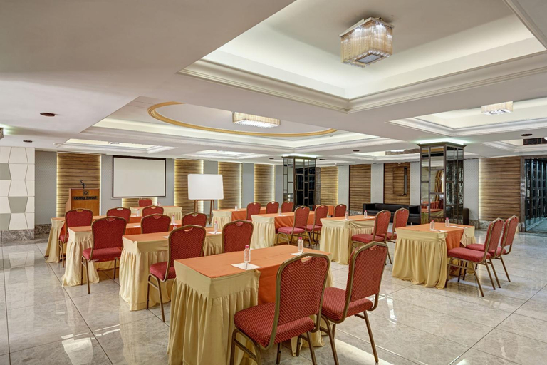 Food & Drinks 5, The Cama - A Sabarmati Riverfront Hotel, Ahmadabad