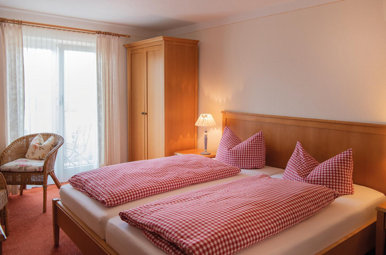 Others 5, Hotel Garni Alpenblick, Traunstein