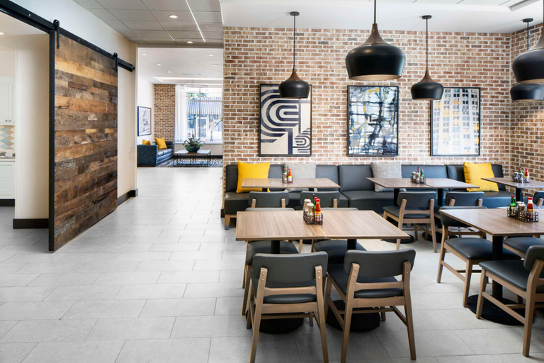 Food & Drinks 5, Hyatt Place Sumter/Downtown , Sumter