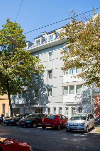 Others 5, Residenz Donaucity, Wien
