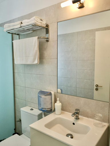Bathroom 5, THE BLUE CORNER, Santa Cruz de Tenerife