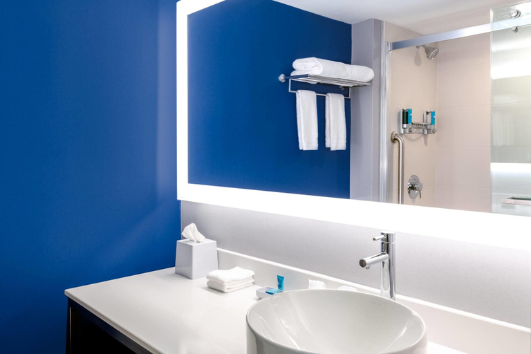 Bathroom 4, Aloft Columbia Harbison, Lexington