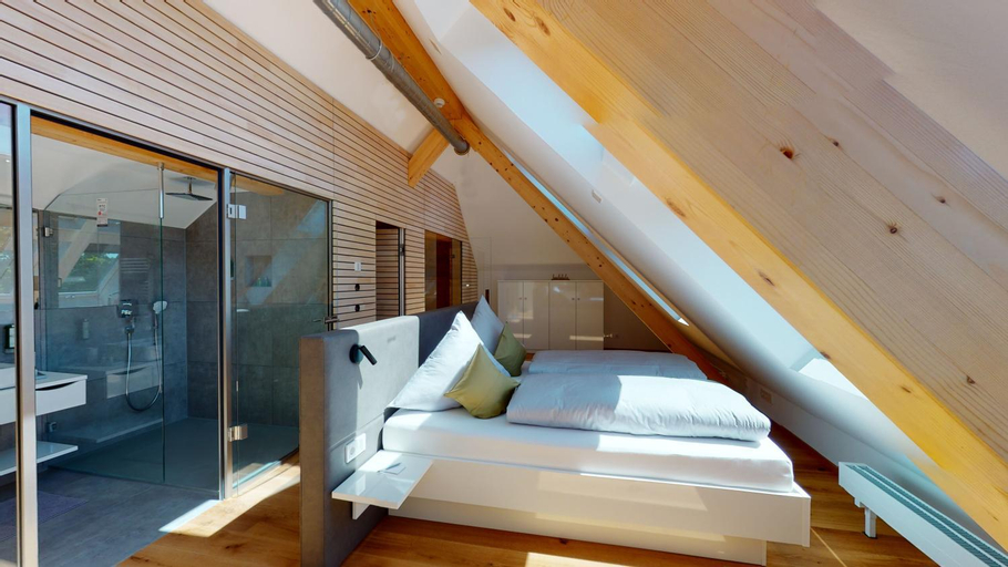 Bedroom 2, Landhotel Sonneck, Breisgau-Hochschwarzwald
