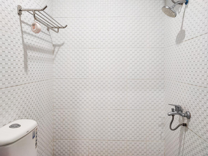 Bathroom 8