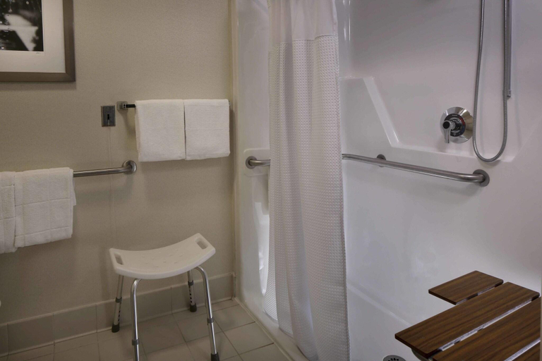 Bathroom, SpringHill Suites Mystic Waterford, New London