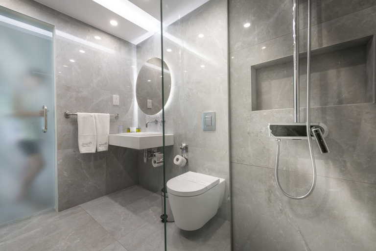 Bathroom 5, Pernera Beach Hotel
