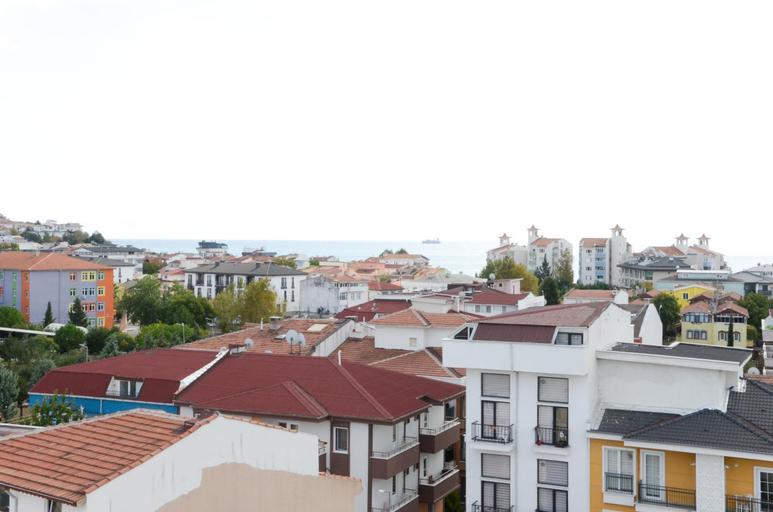 Others 5, MILLS HOTEL, Merkez