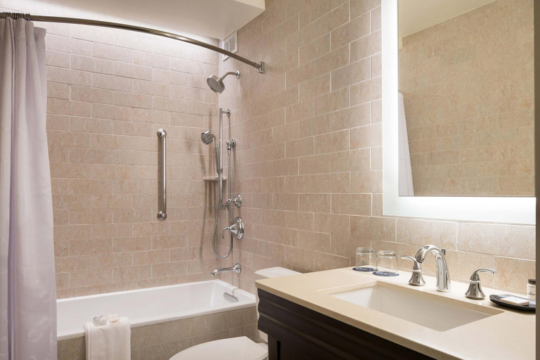 Bathroom 5, Sheraton Palo Alto Hotel, Santa Clara
