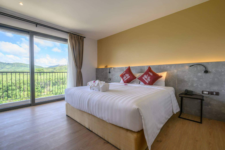 Bedroom 4, Tour De Phuket Hotel, Phuket Island