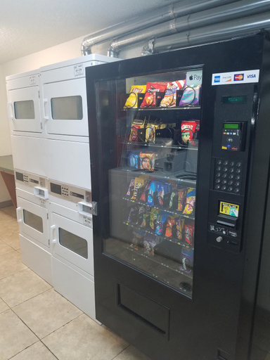 Food & Drinks, InTown Suites Extended Stay Select Orlando FL - UCF, Orange