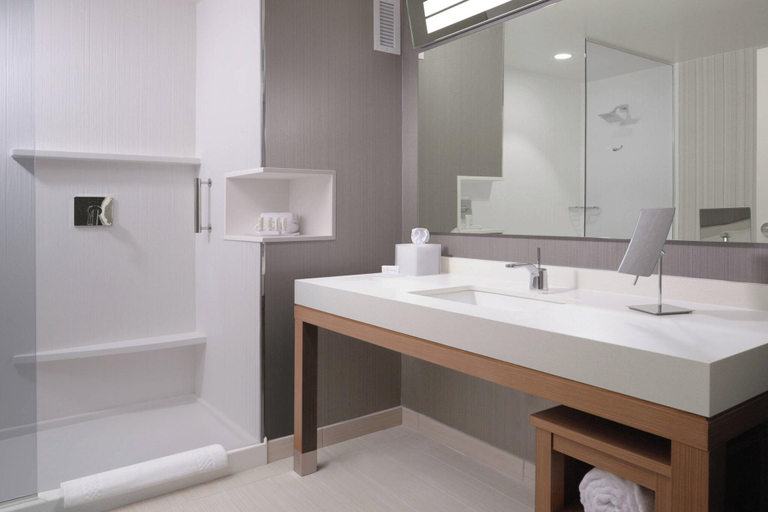 Bathroom 5, Courtyard by Marriott Austin Pflugerville and Pflugerville Conference Center, Travis