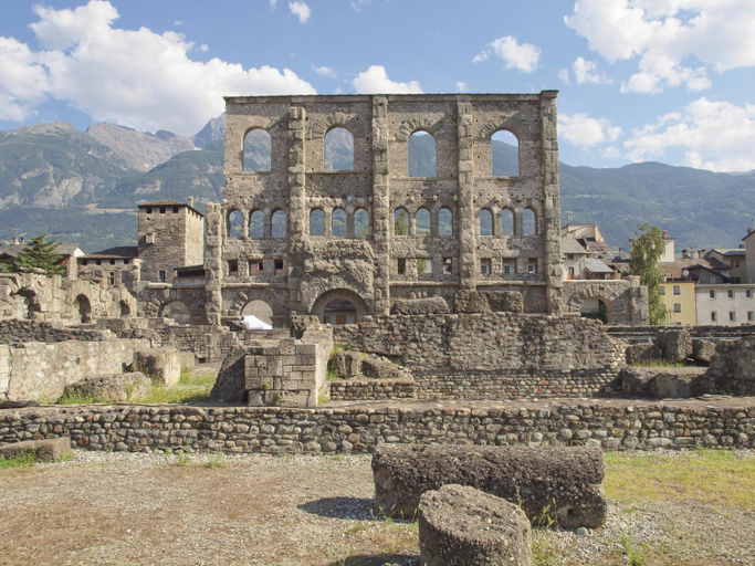 Others 5, Maison Colombot, Aosta
