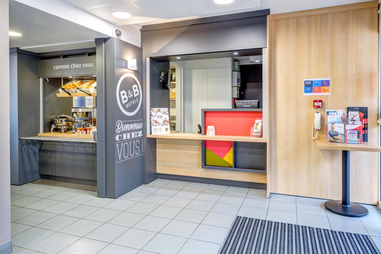 Public Area, B&B Hotel Orgeval, Yvelines