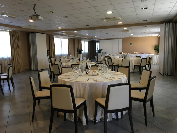 Food & Drinks 4, L'Angolo, Vercelli