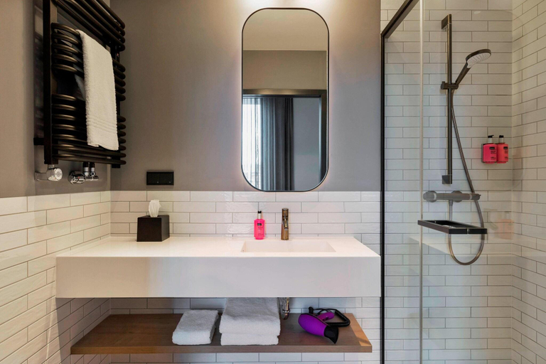 Bathroom 4, Moxy Warsaw Praga, Warsaw