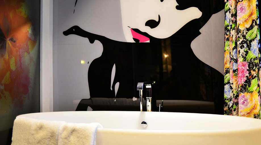 Bathroom 3, Hotel NO13, an Ascend Collection Hotel, Bergen