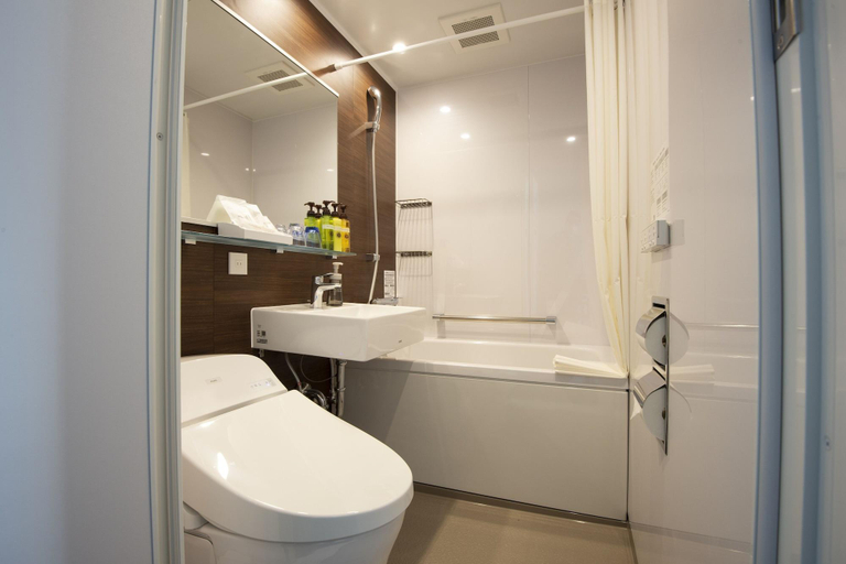 Bathroom 4, Wires Hotel Shinagawa Seaside, Shinagawa