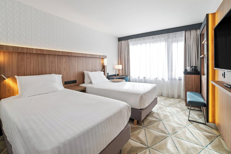 Bedroom 3, Courtyard by Marriott Paris Porte de Versailles, Hauts-de-Seine