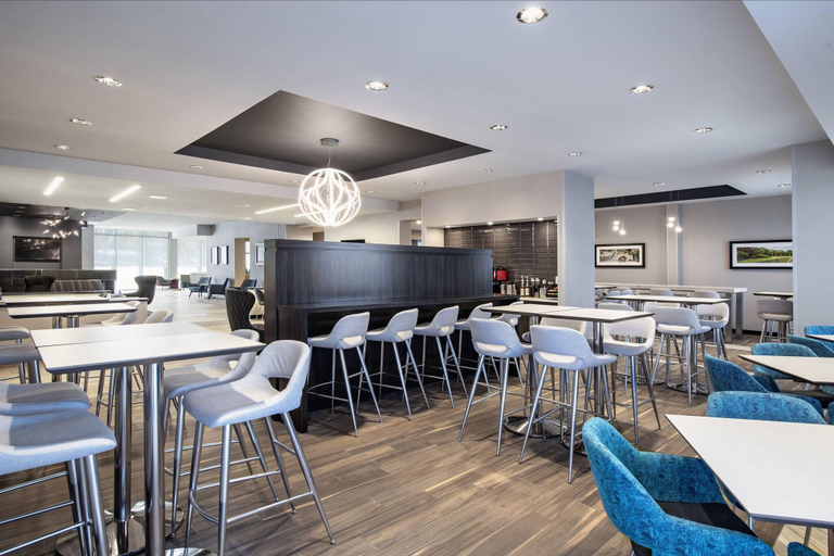 Food & Drinks 5, Residence Inn By Marriott Winnipeg, Division No. 11